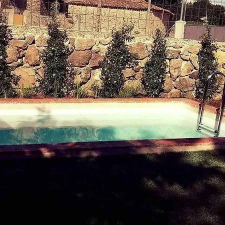 La Alberca Chica. Casa Parejas, Con Piscina Vakantiehuis
