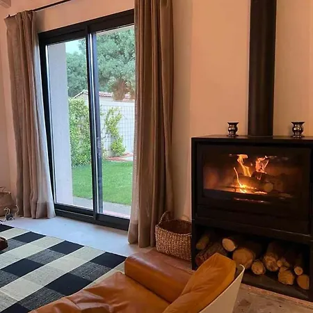 La Alberca Chica. Casa Parejas, Con Piscina Vakantiehuis *