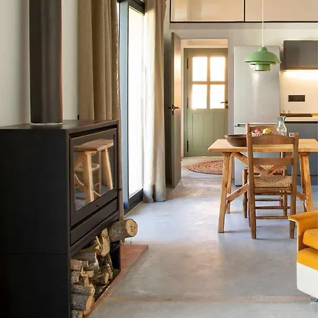 La Alberca Chica. Casa Parejas, Con Piscina Vakantiehuis Tenzuela