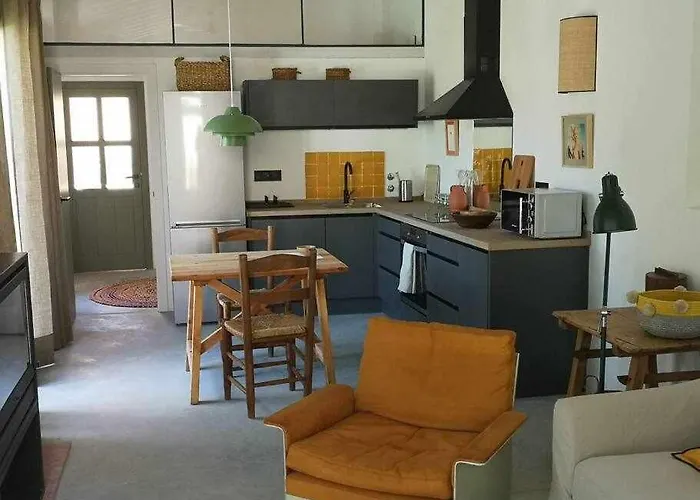 Ferienhaus La Alberca Chica. Casa Parejas, Con Piscina Tenzuela